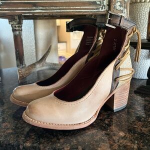 Freebird by Steven Raeanne heeled ankle boots